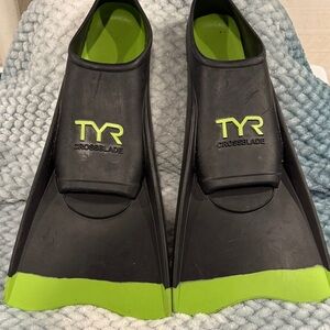 TYR Crossblade Swim Fins Black with Neon Green
